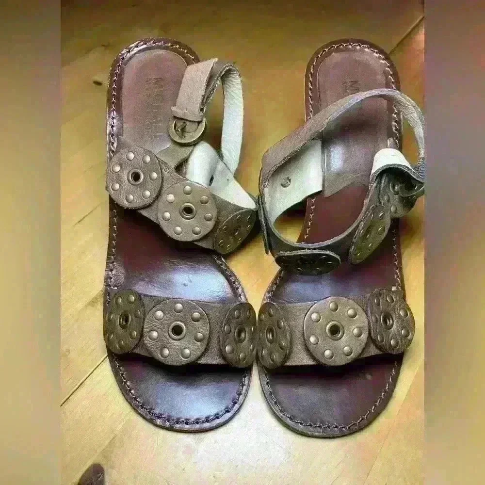 Michael Kors Studded Leather Sandals Heel Buckle Straps Chunky 90s Y2K Women’s 7 - Picture 3 of 9